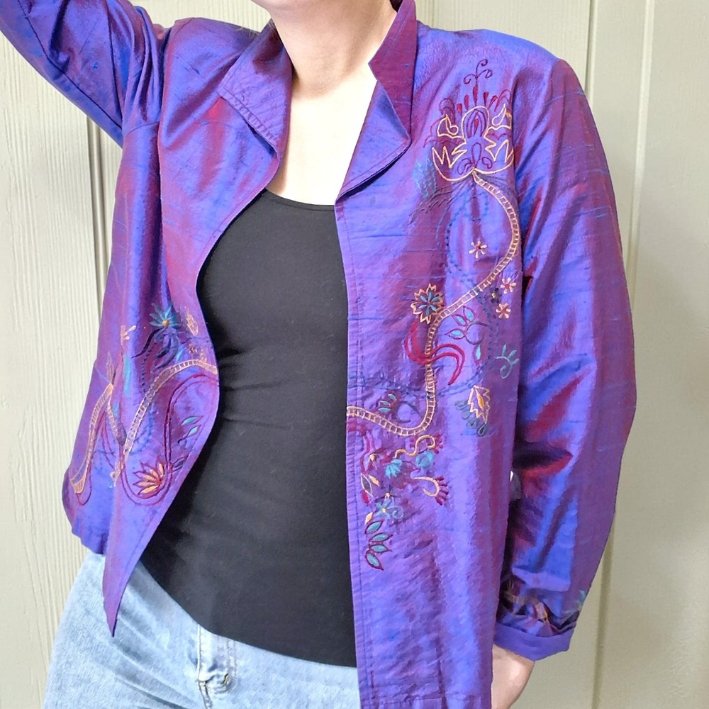 100% Raw Silk Iridescent Purple Embroidered Jacket Blazer Size S Coldwater Creek - Picture 9 of 9